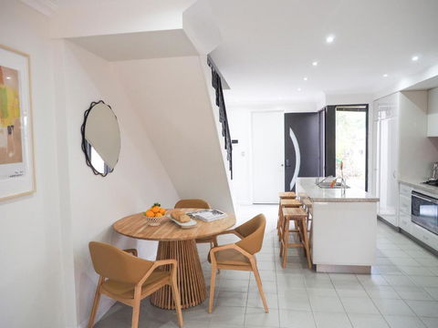 East Perth Townhouse - Accommodation Bookings 1
