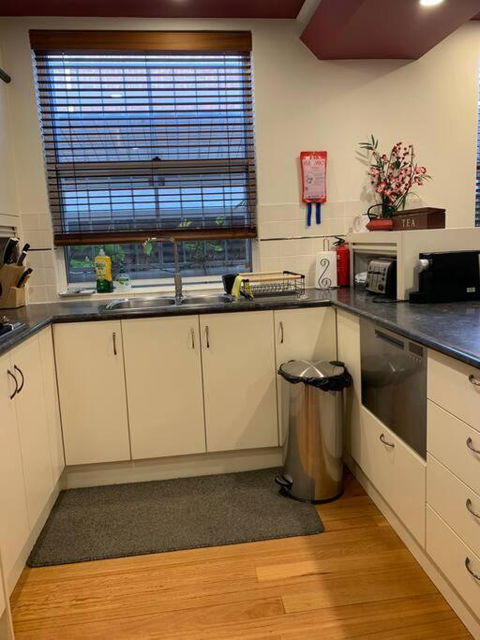 Eastlakes 2 Bedroom Close To Airport - Accommodation Bookings 4