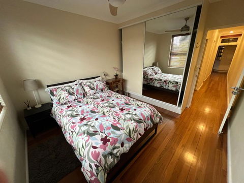 Eastlakes 2 Bedroom Close To Airport - Accommodation Bookings 0