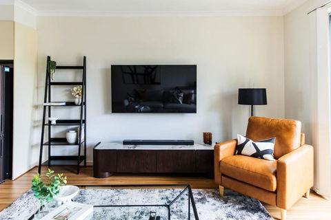 Eastland Escape, Stay With Style - Accommodation Bookings 1