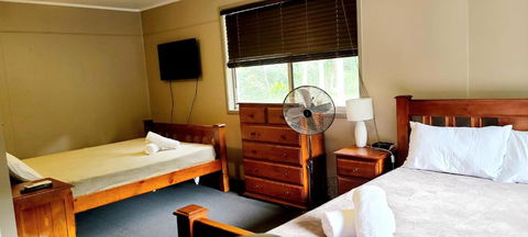 Eatons Retreat - Accommodation Bookings 2