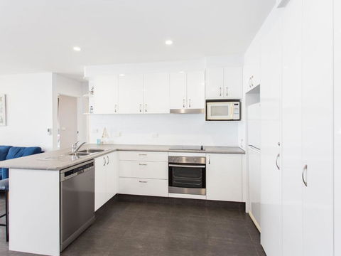 Ebbtide 22 - Accommodation Bookings 4
