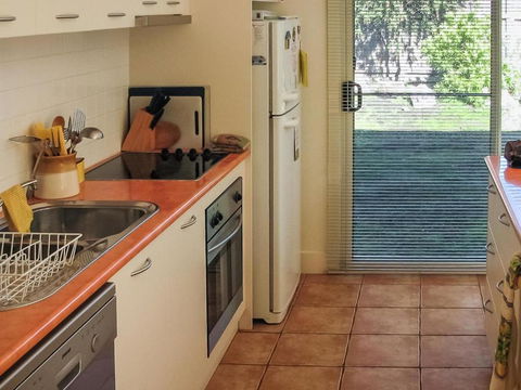 Ebbtide - Accommodation Bookings 4