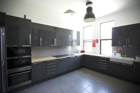 EBS Sydney Hostel - Accommodation Bookings 4