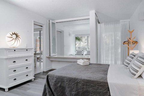 DRIFT PALM COVE- Private 2 Bed -Apartment 2204 - Accommodation Bookings 4