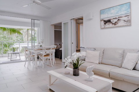 DRIFT PALM COVE- Private 2 Bed -Apartment 2204 - Accommodation Bookings 2
