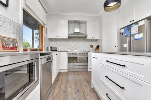 Elderslie House - Accommodation Bookings 2