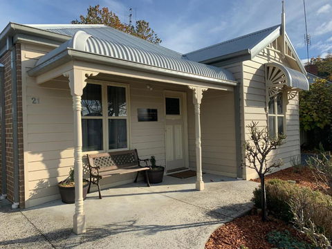 Elmsford Cottage - Accommodation Bookings 1
