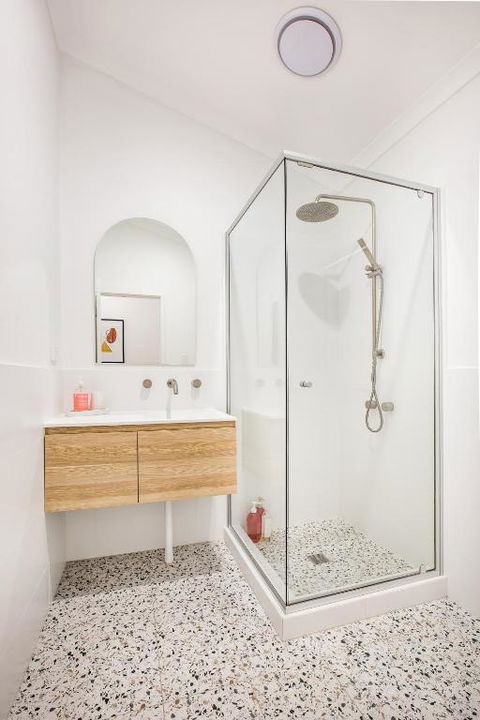 EM Apartments - Accommodation Bookings 2