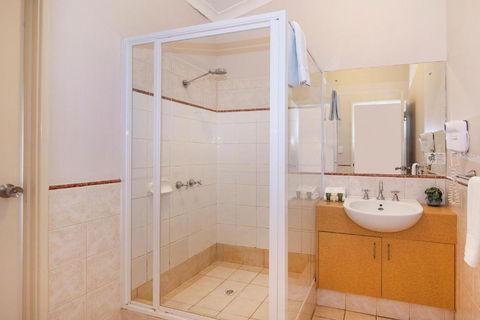 EM Apartments - Accommodation Bookings 1