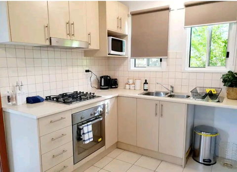 Entire 3 Bedroom Doveton House, No Sharing - Accommodation Bookings 1