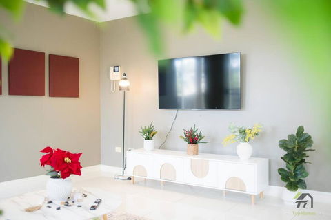 Entire 3 Bedrooms Townhouse In Baulkham Hills - Accommodation Bookings 2