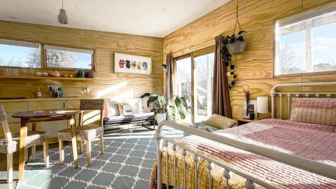 Escape To A Peaceful Eco Studio In Private Garden - Accommodation Bookings 0