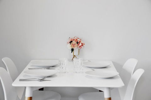 EPORO Tower Modern Apartments Melbourne Central CBD - Accommodation Bookings 4