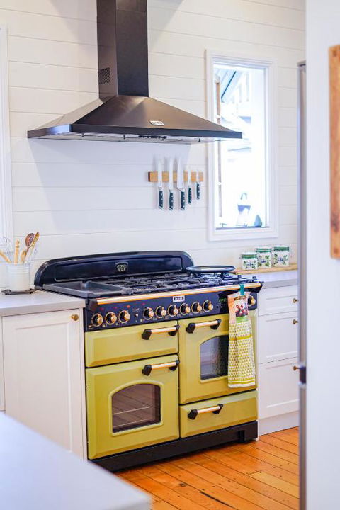Entire Boutique Home - The Rustic Cottage - Canungra - Accommodation Bookings 3