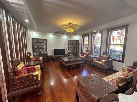 Exquisite Chinese Style Garden - Accommodation Bookings 0