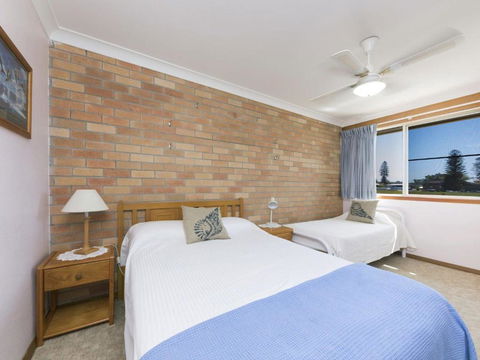 Fairholme 12 - Accommodation Bookings 3