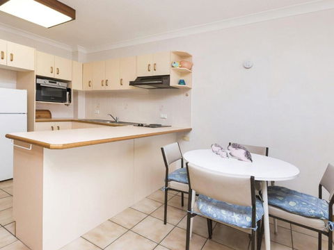 Fairholme 12 - Accommodation Bookings 4