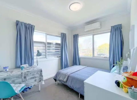 FamilyFriendly 3 Bedroom Retreat - Shared - Parking And Wifi - Accommodation Bookings 4