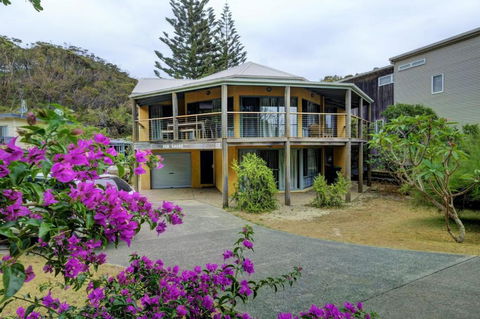 Far Shore - Accommodation Bookings 0