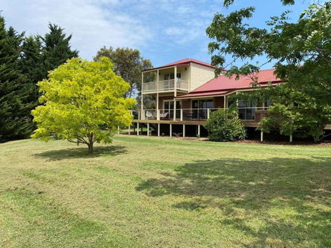 Farmhouse In The Heart Of Wine Country, 10 Minutes To Beach - Accommodation Bookings 0