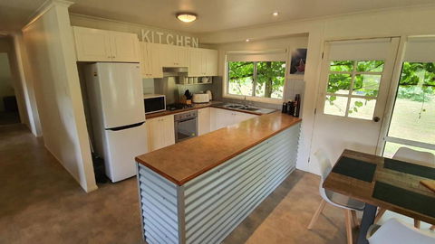 Feathertop Views And Barn - Accommodation Bookings 3