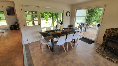 Feathertop Views - Accommodation Bookings 3