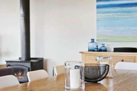 Fern Ocean Views Middle Of Town WiFi And Pet Friendly - Accommodation Bookings 4