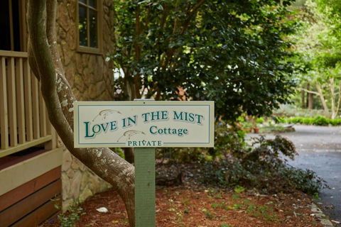Fernhem Cottages- Love In The Mist - Accommodation Bookings 1