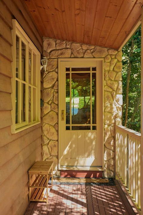 Fernhem Cottages- Love In The Mist - Accommodation Bookings 2