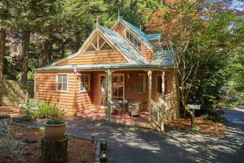 Fernhem Cottages- Love In The Mist - Accommodation Bookings 0