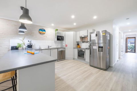 Fingal On Whitesands 1 12 Whitesands Road All On Ground Level With Air Con Wifi And Boat Parking - Accommodation Bookings 2
