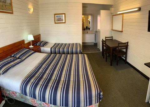 Finley Motel - Accommodation Bookings 4