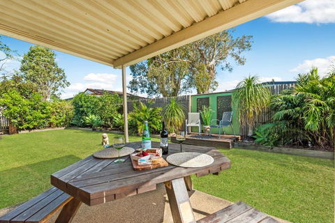 Family Coastal Getaway & Dog Welcome - Accommodation Bookings 2