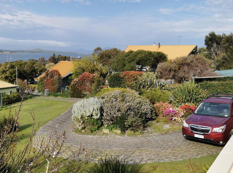 Flinders Island Masters Quarters - Lady Barron - Accommodation Bookings 1