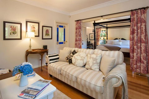 Fern Falls Cottages - Garden Cottage - Accommodation Bookings 2