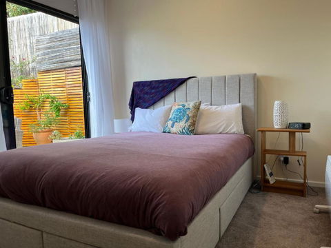 Fabulous, New, Well Appointed Beach House - Accommodation Bookings 4