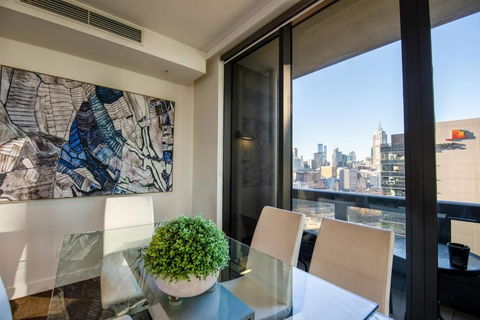 Freshwater 20th Flr Apt Amazing City River Views - Accommodation Bookings 2