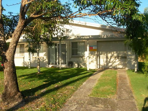 Fullerton Rainbow Beach - Accommodation Bookings 0