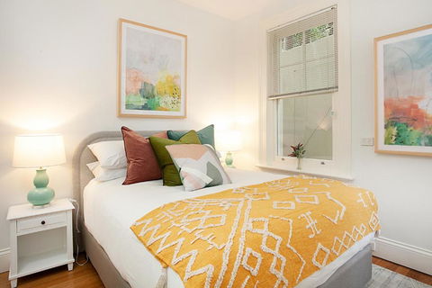 Funky Inner West Studio With Private Patio - Accommodation Bookings 0