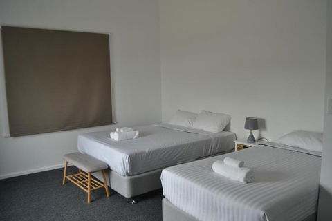 Garden Hotel - Accommodation Bookings 2