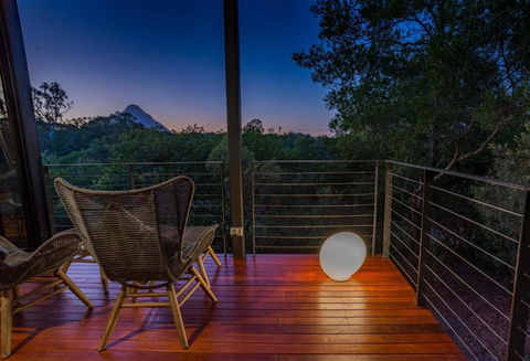 Glass On Glasshouse - Accommodation Bookings 3