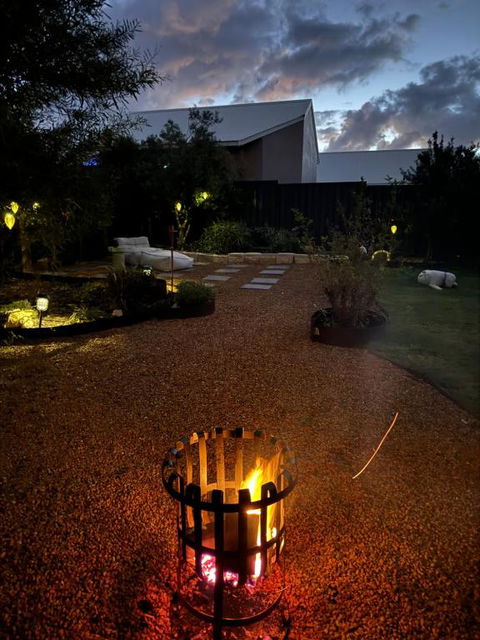 Glass Street Retreat - Accommodation Bookings 1