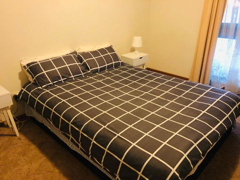Golden House - Accommodation Bookings 3