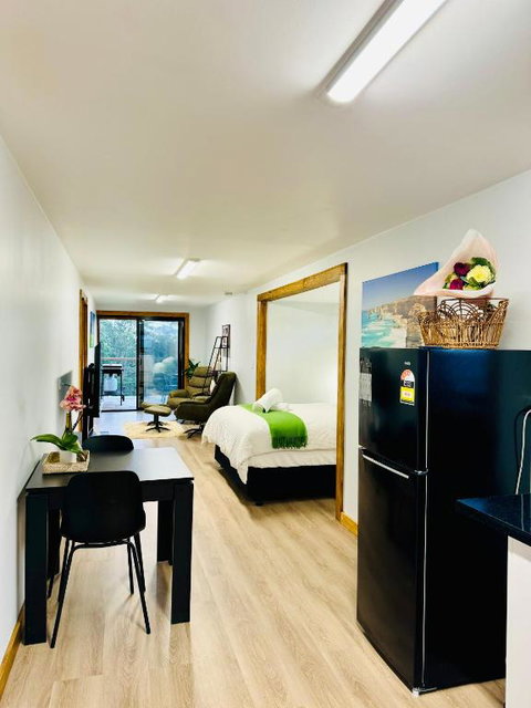 GORGE Chocolates Tiny House - Accommodation Bookings 3