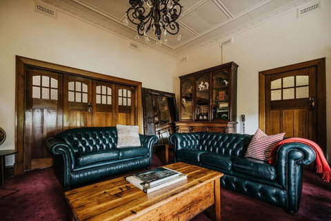 Green Gables King Suite - Accommodation Bookings 1