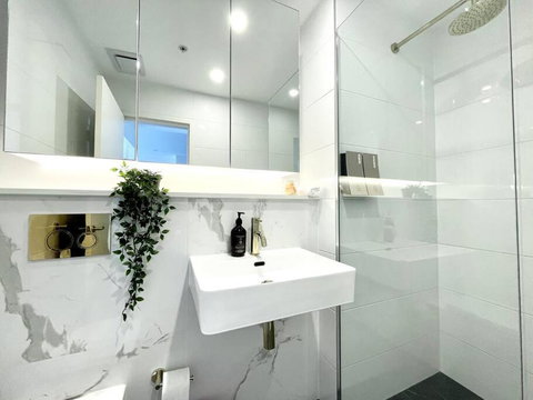 GREEN Skyline View2BR Close To Easter Show - Accommodation Bookings 1