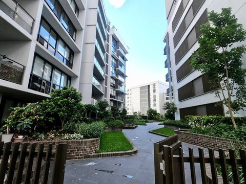 GREEN Skyline View2BR Close To Easter Show - Accommodation Bookings 3