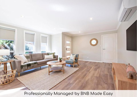 Grevillea Court - Close To Zoo, Firepit & BBQ - Accommodation Bookings 0