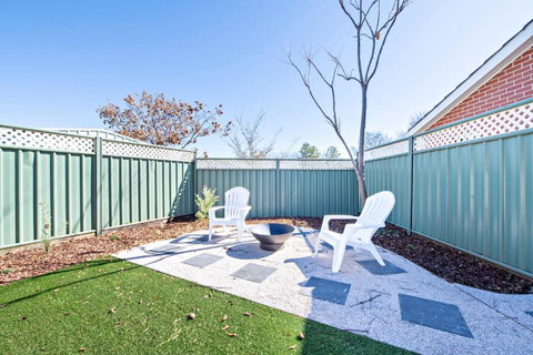 Grevillea Court - Close To Zoo, Firepit & BBQ - Accommodation Bookings 3